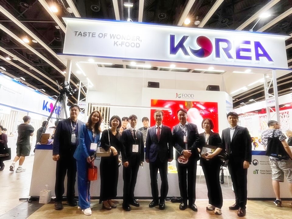 '2025년 Food Expo'에 참여한 한국 수출기업 및 홍콩 한인업체 격려